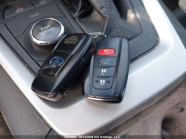 Продажа на аукционе авто 2019 Toyota Rav4 Xle/xse, vin: 2T3RWRFV5KW041803, номер лота: 12610932