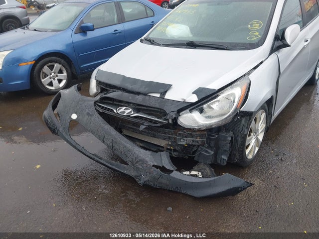 2014 Hyundai Accent Gls/gs მანქანა იყიდება აუქციონზე, vin: KMHCT5AE2EU157312, აუქციონის ნომერი: 12610933