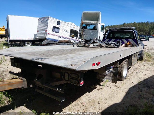 1FDUF5HT2MDA01124 Ford F-550 Chassis Xlt