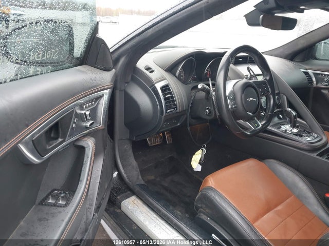 Jaguar F-TYPE R 2020 SAJD55EE4LCK64508 Image 18