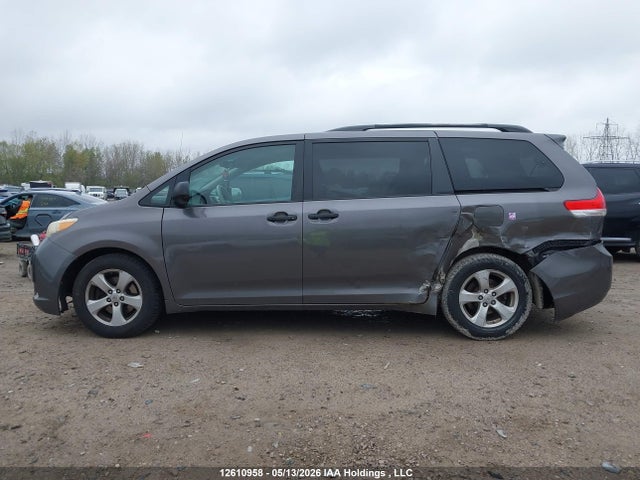 Продаж на аукціоні авто 2011 Toyota Sienna V6 7 Passenger, vin: 5TDZK3DC4BS064484, номер лоту: 12610958