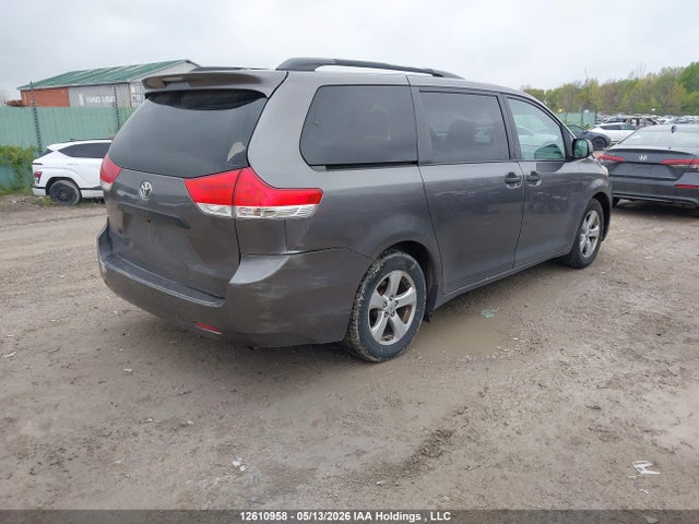 Продаж на аукціоні авто 2011 Toyota Sienna V6 7 Passenger, vin: 5TDZK3DC4BS064484, номер лоту: 12610958