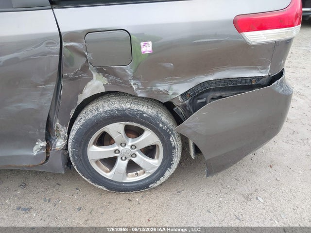 Продаж на аукціоні авто 2011 Toyota Sienna V6 7 Passenger, vin: 5TDZK3DC4BS064484, номер лоту: 12610958