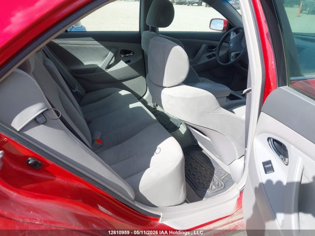 12610959 :رقم المزاد ، 4T1BE46KX7U012357 vin ، 2007 Toyota Camry Ce/le/xle/se مزاد بيع