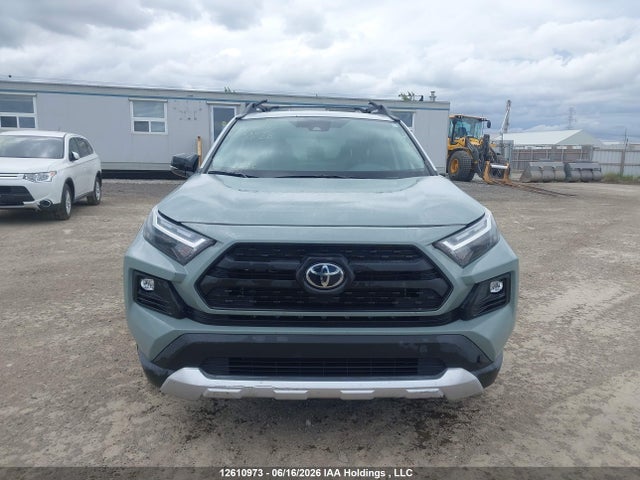2T3J1RFV9NW306478 Toyota Rav4 Adventure/trd Off Road