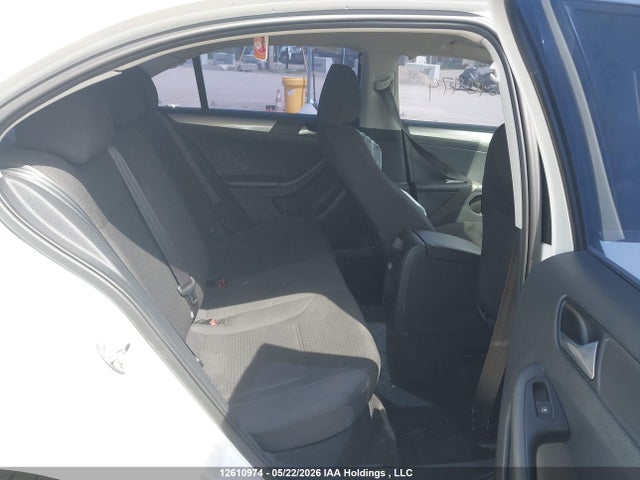 Aukcja sprzedaży 2015 Volkswagen Jetta 2.0l Trendline/2.0l Trendline+, vin: 3VW2K7AJ9FM334856, numer aukcji: 12610974