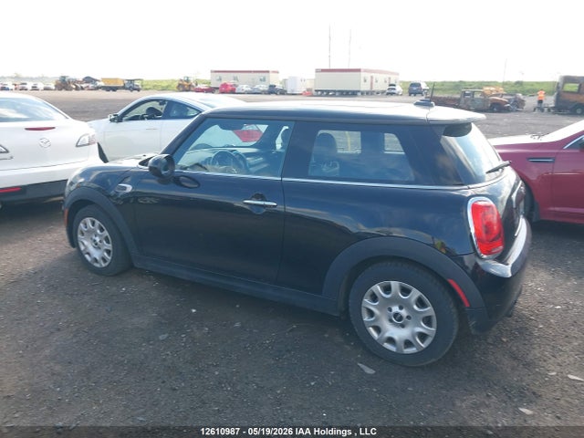 Продажа на аукционе авто 2016 Mini Cooper, vin: WMWXP5C52G3B15531, номер лота: 12610987
