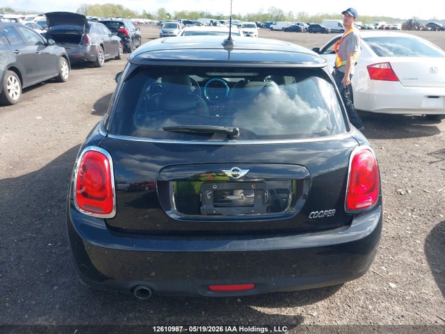 Продажа на аукционе авто 2016 Mini Cooper, vin: WMWXP5C52G3B15531, номер лота: 12610987