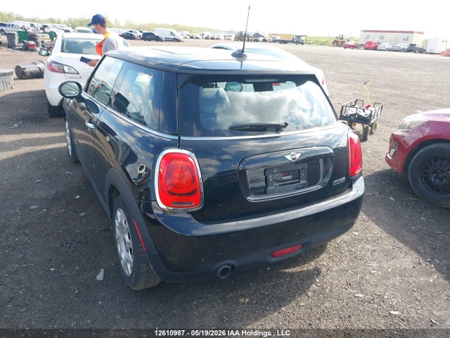Продажа на аукционе авто 2016 Mini Cooper, vin: WMWXP5C52G3B15531, номер лота: 12610987