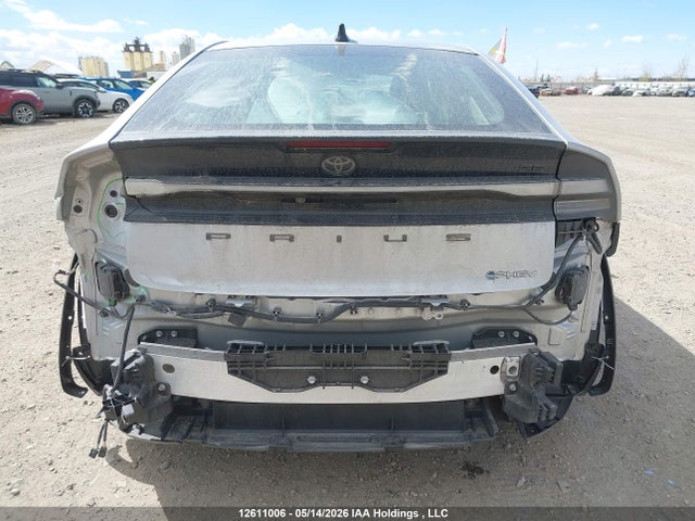 2026 Toyota Prius Se/xse/xse Premium/night Shade მანქანა იყიდება აუქციონზე, vin: JTDACACUXT3070012, აუქციონის ნომერი: 12611006