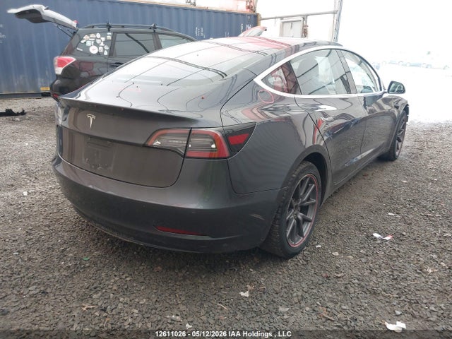 5YJ3E1EA7JF028838 Tesla MODEL 3