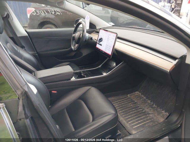 5YJ3E1EA7JF028838 Tesla MODEL 3