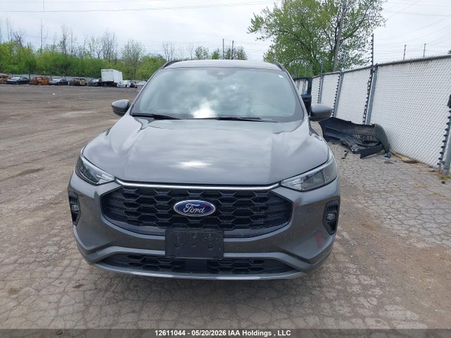 1FMCU9NA5RUB40540 Ford Escape