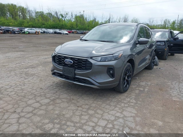 1FMCU9NA5RUB40540 Ford Escape