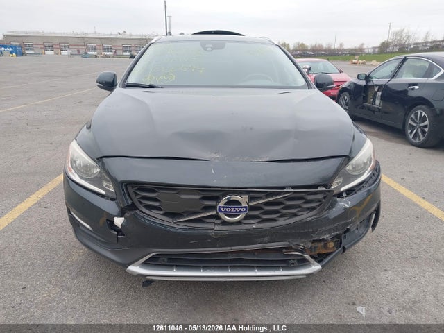 2015 Volvo V60 Cross Country Premier მანქანა იყიდება აუქციონზე, vin: YV4612HK9F1000894, აუქციონის ნომერი: 12611046