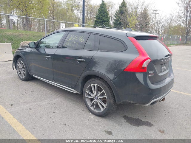 2015 Volvo V60 Cross Country Premier მანქანა იყიდება აუქციონზე, vin: YV4612HK9F1000894, აუქციონის ნომერი: 12611046