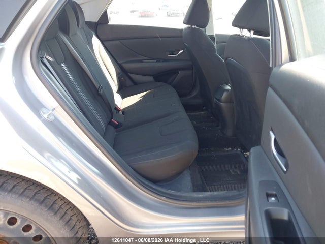 KMHLM4AG0PU546817 Hyundai ELANTRA SEL