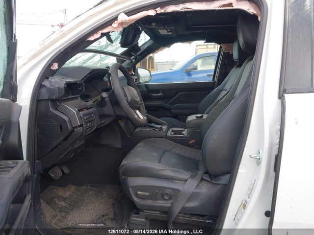 2025 Toyota Tacoma Hybrid მანქანა იყიდება აუქციონზე, vin: 3TYLC5LN8ST034894, აუქციონის ნომერი: 12611072