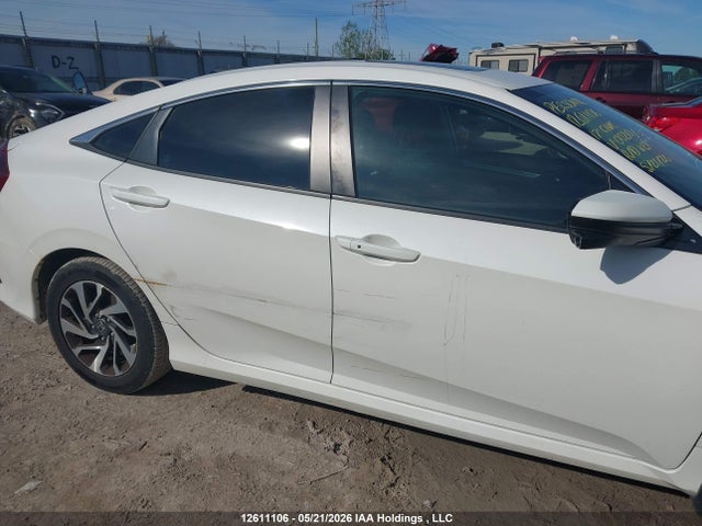Honda CIVIC EX 2017 2HGFC2F80HH002107 Image 19