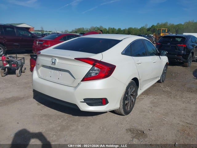 Honda CIVIC EX 2017 2HGFC2F80HH002107 Image 4