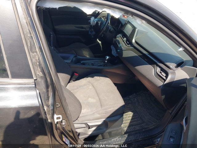 Продаж на аукціоні авто 2018 Toyota C-hr, vin: NMTKHMBX7JR007527, номер лоту: 12611129