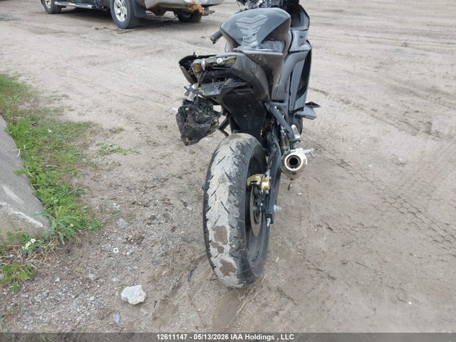 Yamaha Yzfr3 A 2020 MH3RH18N3LK001482 Image 6