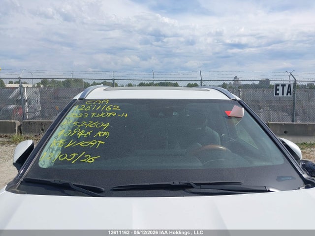 Продаж на аукціоні авто 2023 Toyota Highlander Hybrid Limited/hybrid Platinum, vin: 5TDXBRCH2PS577604, номер лоту: 12611162