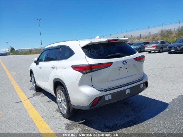 Продаж на аукціоні авто 2023 Toyota Highlander Hybrid Limited/hybrid Platinum, vin: 5TDXBRCH2PS577604, номер лоту: 12611162