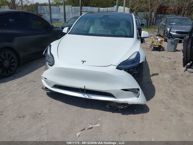 Tesla Model Y 2021 5YJYGDEF2MF182813 Image 6
