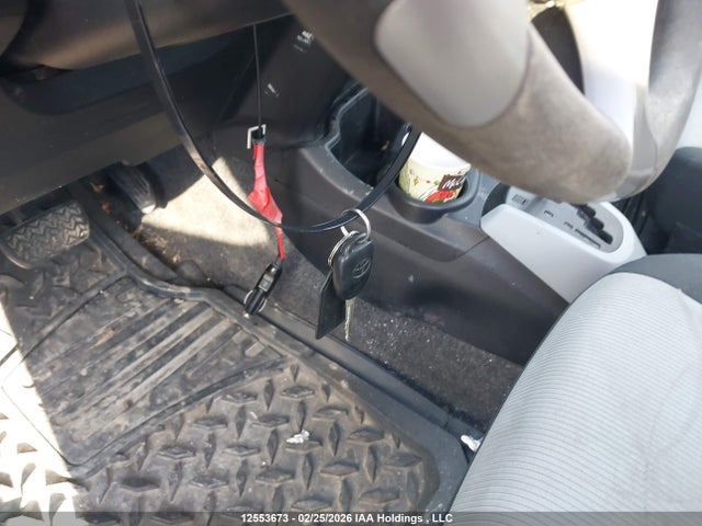 JTDKDTB31E1064023 Toyota PRIUS C
