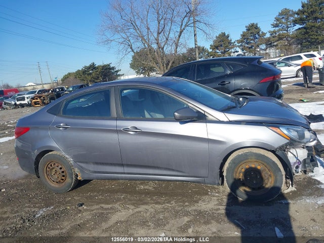 2013 Hyundai Accent Gls/gs მანქანა იყიდება აუქციონზე, vin: KMHCT4AE7DU495121, აუქციონის ნომერი: 12556019