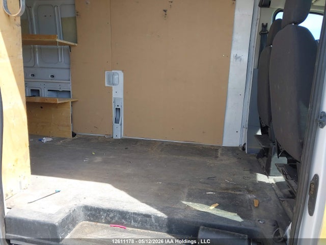 Ford Transit T-250 2018 1FTYR2CMXJKA18093 Image 8