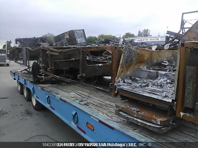 12611181 :رقم المزاد ، 3FCNF53S0XJA33703 vin ، 1999 Ford F550 Super Duty Stripped Chass مزاد بيع