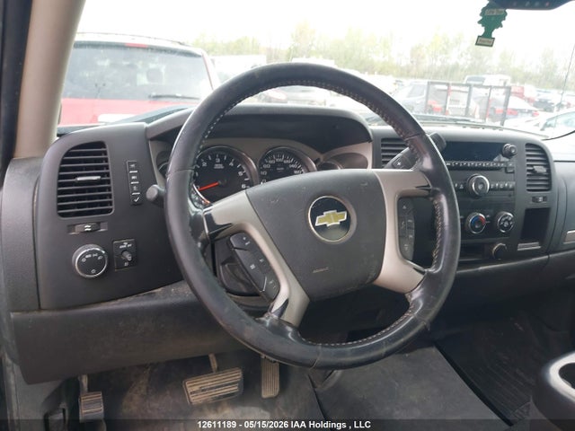 12611189 :رقم المزاد ، 1GCNKSE00BZ258537 vin ، 2011 Chevrolet Silverado K1500 Lt مزاد بيع