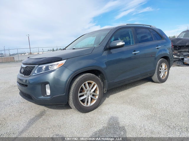 KIA Sorento Lx V6 2014 5XYKT4A72EG454593 Image 2