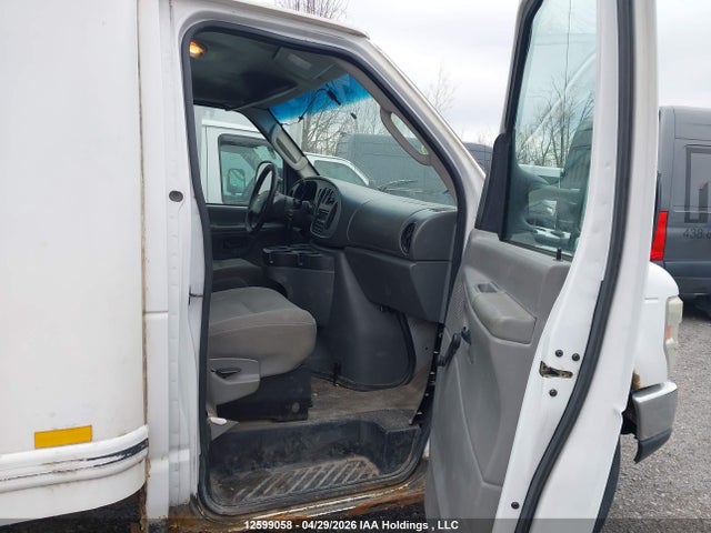 2008 Ford E-350 Cutaway მანქანა იყიდება აუქციონზე, vin: 1FDSE35L48DA76156, აუქციონის ნომერი: 12599058
