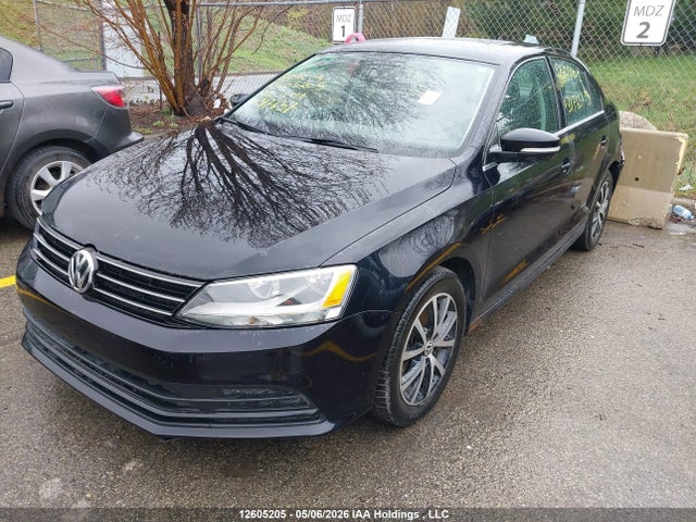 3VWB07AJ9FM317657 Volkswagen Jetta 1.8 Tsi Comfortline/1.8 Tsi Trendline+