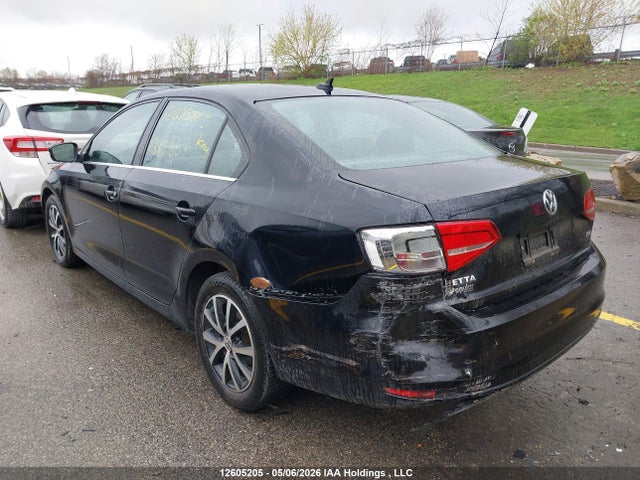 3VWB07AJ9FM317657 Volkswagen Jetta 1.8 Tsi Comfortline/1.8 Tsi Trendline+