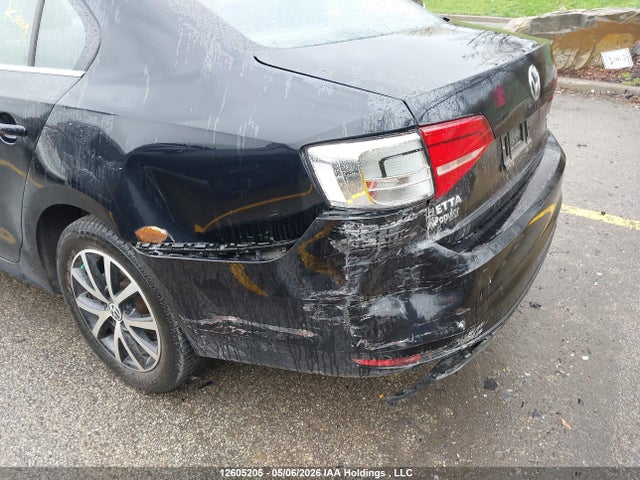 3VWB07AJ9FM317657 Volkswagen Jetta 1.8 Tsi Comfortline/1.8 Tsi Trendline+