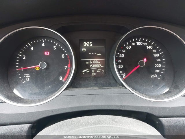 3VWB07AJ9FM317657 Volkswagen Jetta 1.8 Tsi Comfortline/1.8 Tsi Trendline+
