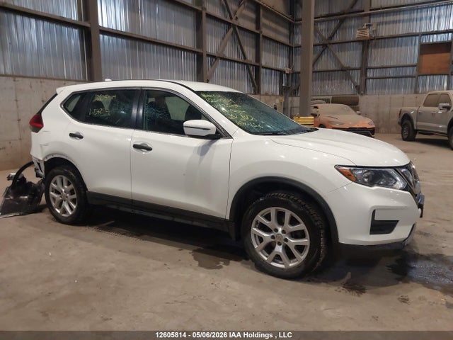 5N1AT2MV4HC832878 Nissan Rogue S/sl Platinum/sv