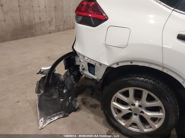 5N1AT2MV4HC832878 Nissan Rogue S/sl Platinum/sv