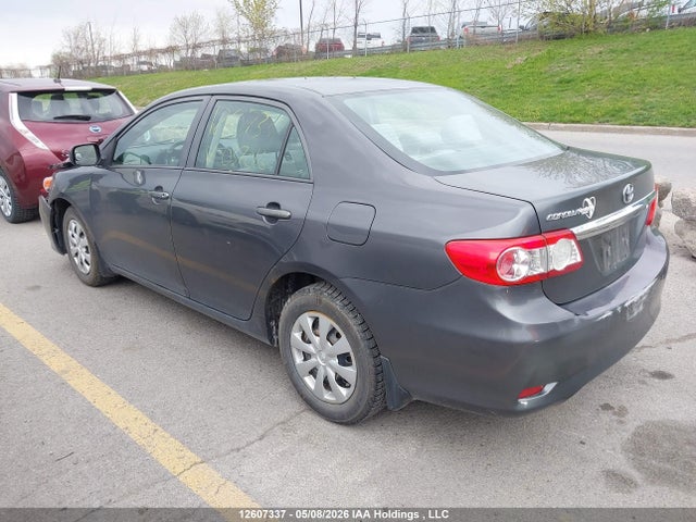 2013 Toyota Corolla Ce მანქანა იყიდება აუქციონზე, vin: 2T1BU4EE5DC037016, აუქციონის ნომერი: 12607337