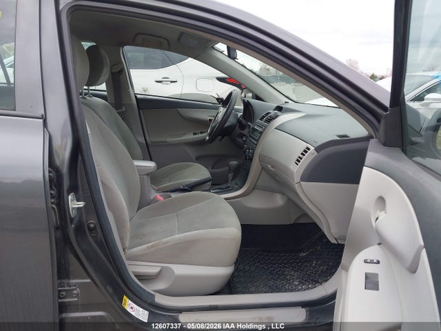2013 Toyota Corolla Ce მანქანა იყიდება აუქციონზე, vin: 2T1BU4EE5DC037016, აუქციონის ნომერი: 12607337
