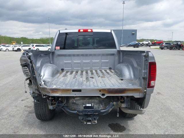 1C6RR7LG4NS196218 RAM 1500 Classic Slt
