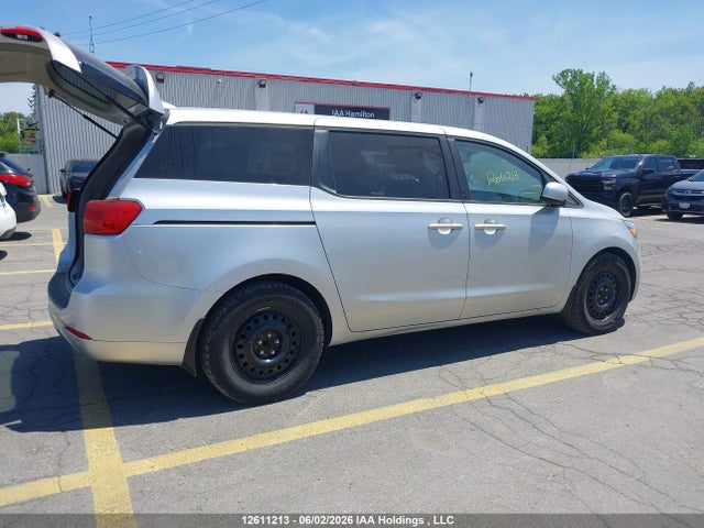 KNDMA5C10H6311145 KIA Sedona L