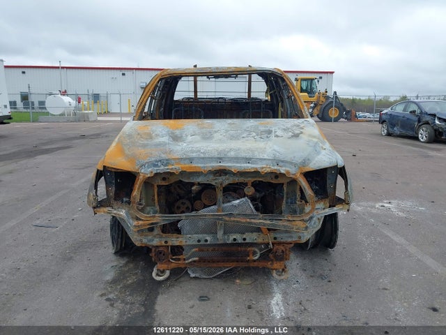 Продажа на аукционе авто 2011 Toyota Tundra Sr5 5.7l V8, vin: 5TFCY5F13BX011393, номер лота: 12611220