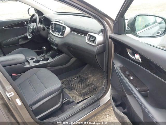 Продажа на аукционе авто 2017 Kia Sorento 2.0l Lx Turbo, vin: 5XYPGDA12HG305000, номер лота: 12611221