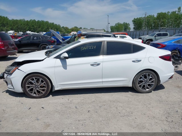 KMHD84LF5LU930132 Hyundai Elantra Luxury