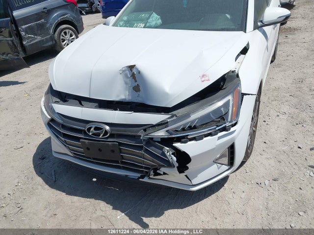 KMHD84LF5LU930132 Hyundai Elantra Luxury